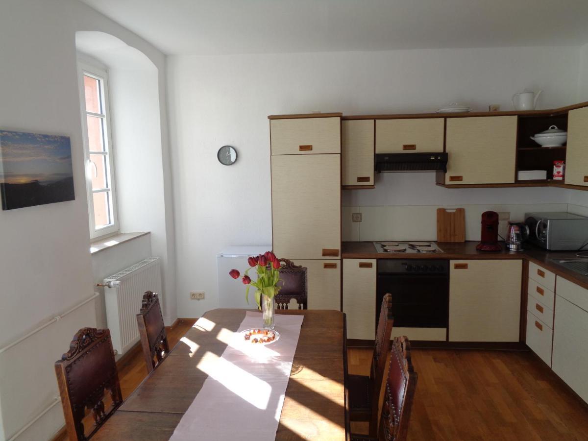Ferienwohnung Altes Pfarrhaus Mit Flair Und Moselblick Браунеберґ Екстер'єр фото