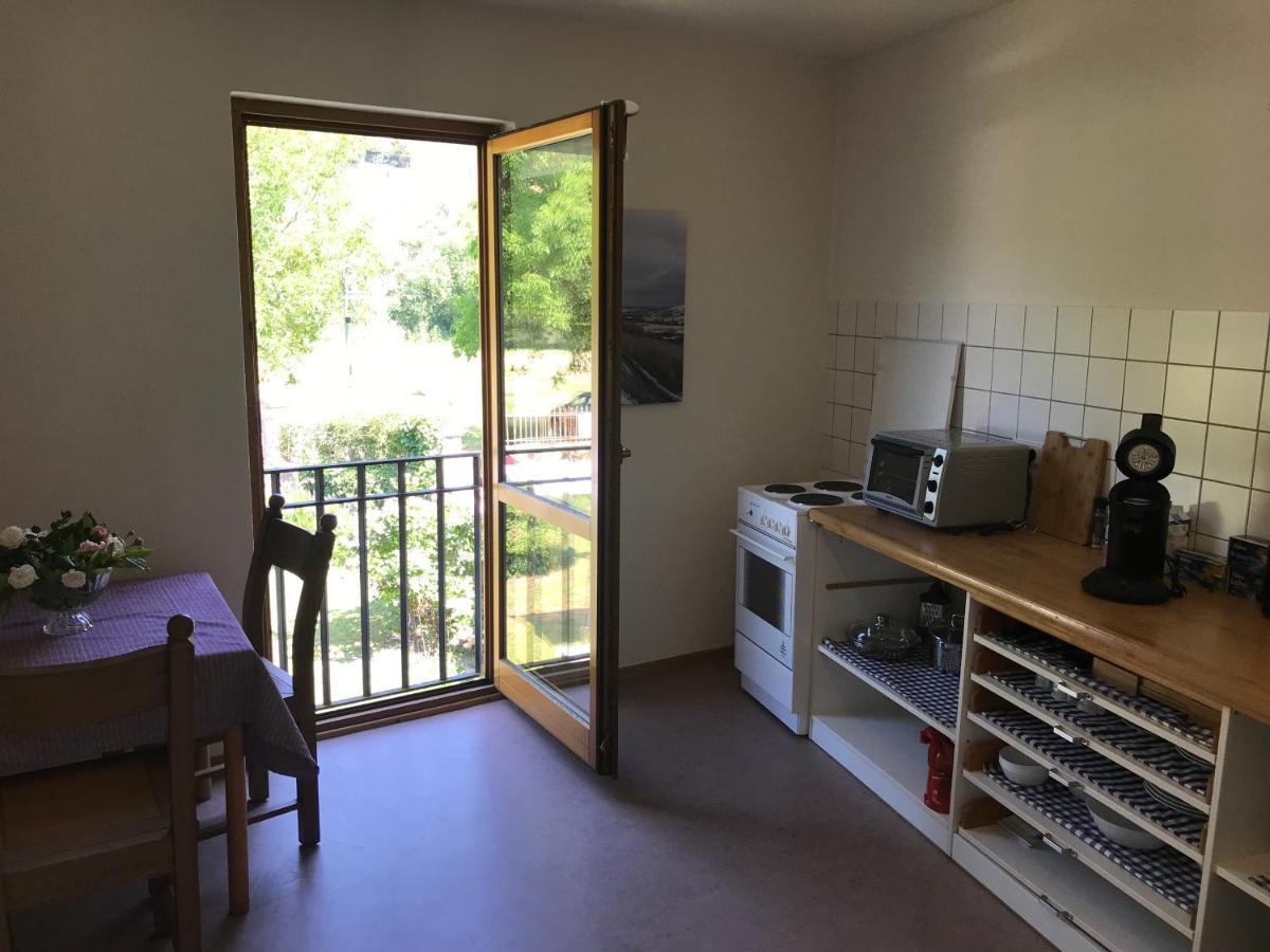 Ferienwohnung Altes Pfarrhaus Mit Flair Und Moselblick Браунеберґ Екстер'єр фото